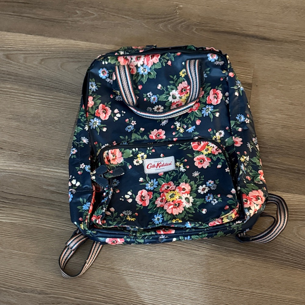 NWOT Cath Kidston Matt Oilcloth Multi Pocket Backpack in navy rose